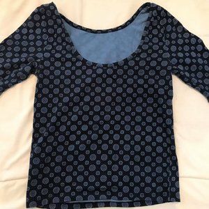 3/4 sleeve form fitting top